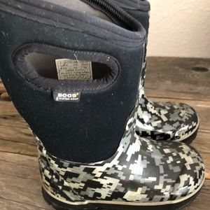 Boys Bogs boots
